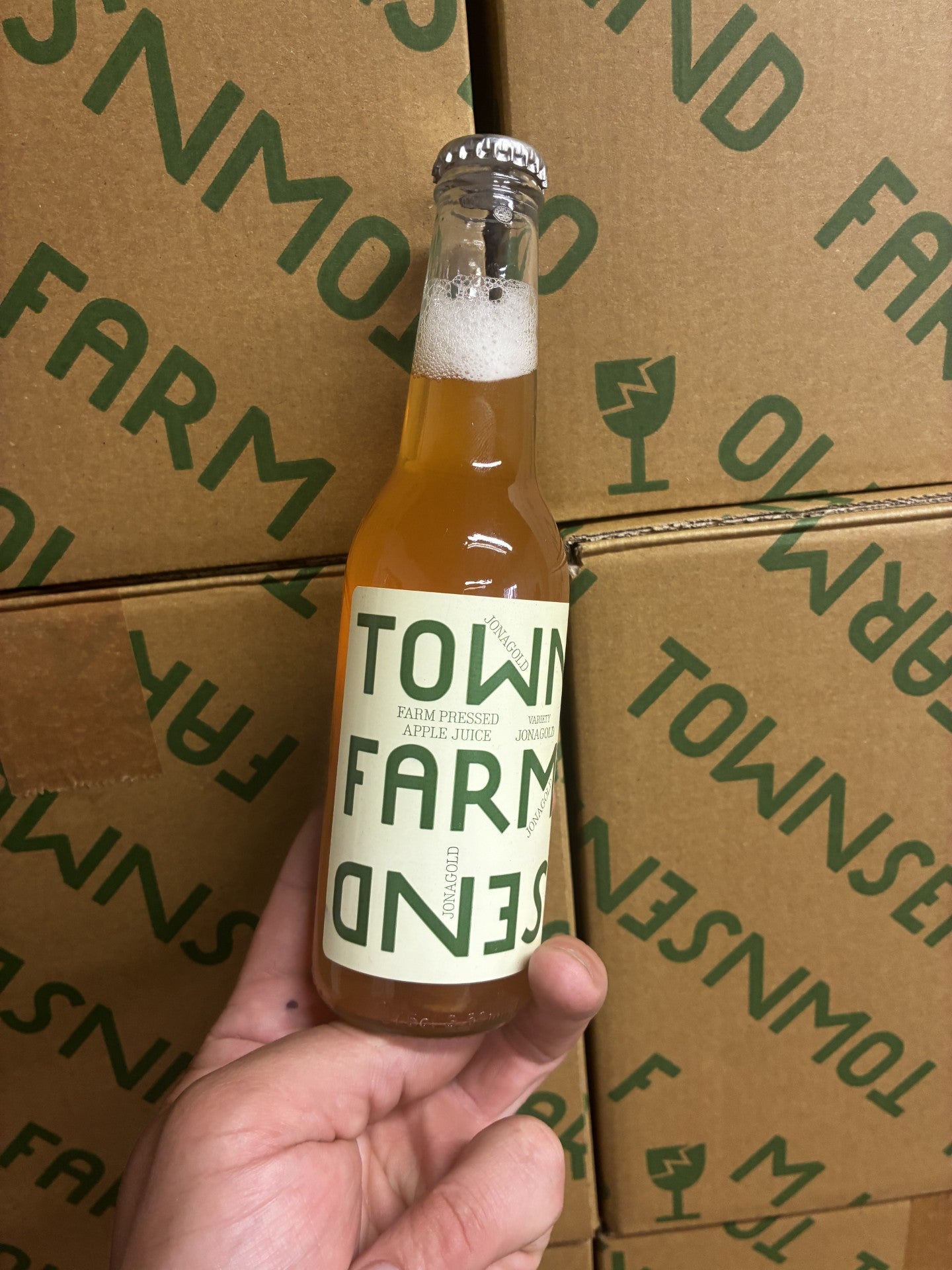 Small bottle of apple juice bundles of 6